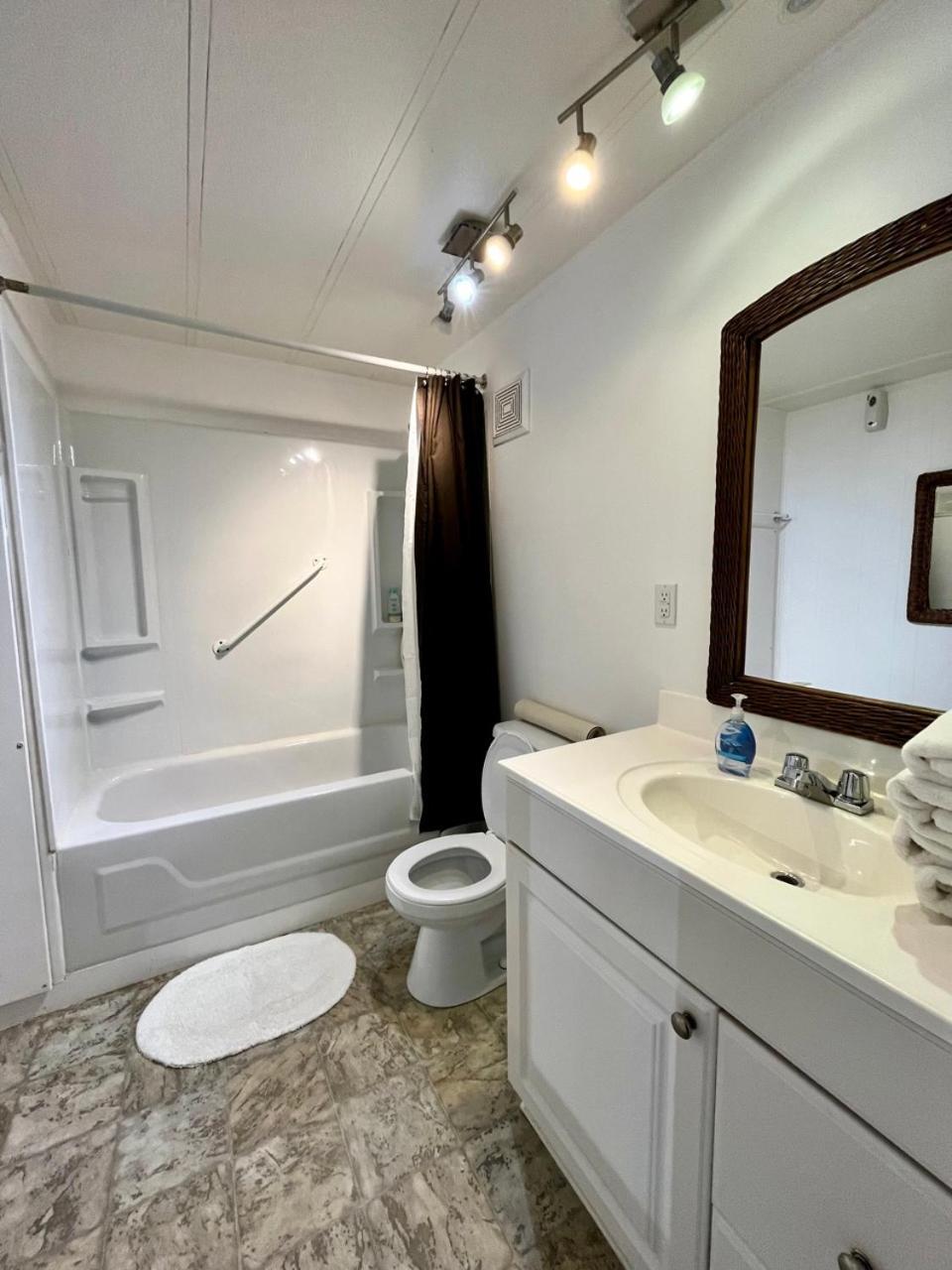 Roberts Roost Resort Quesnel Ngoại thất bức ảnh